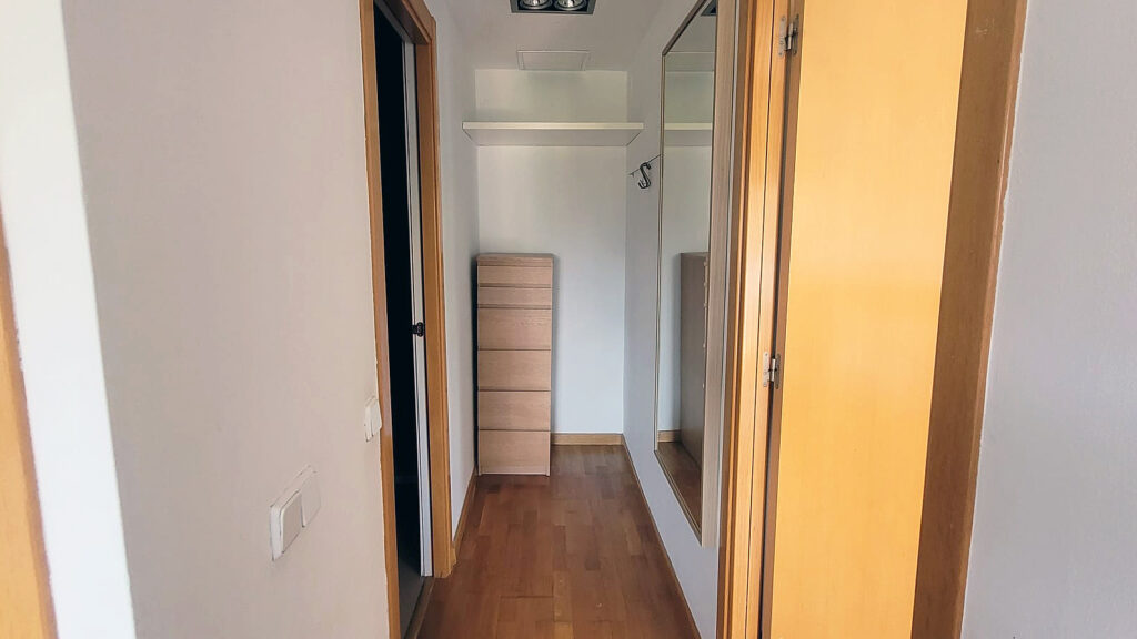 09 master bedroom 1 Pallars